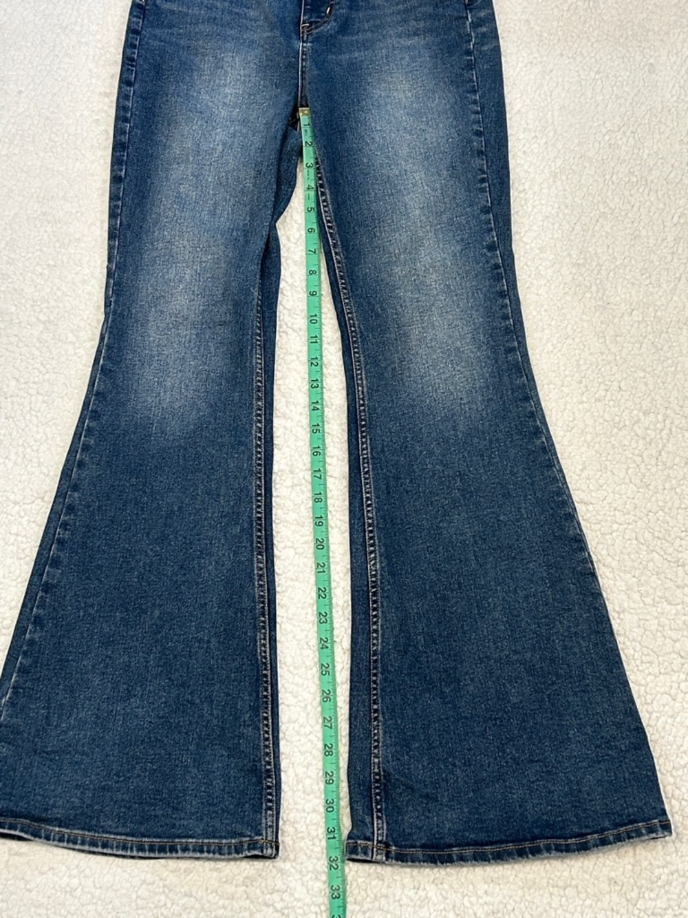 We The Free CRVY Robyn High-Rise Flare Jeans size 27 Boho Festival - Picture 12 of 13